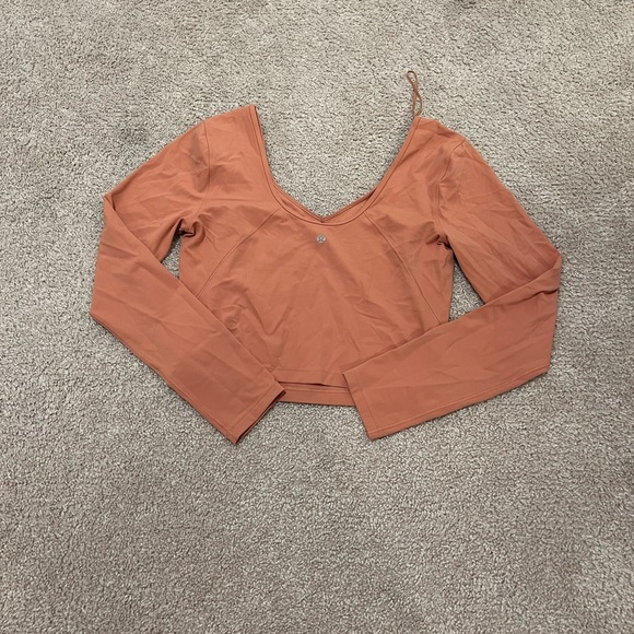 Lululemon crop top - Picture 1 of 3